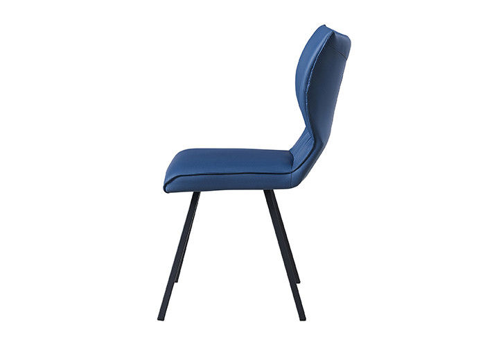 taille de 90cm dinant des chaises avec les sièges capitonnés