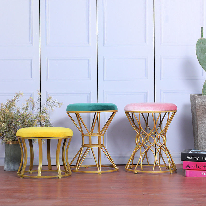 Saleté d'intérieur d'acier inoxydable Ottoman du velours 35cm d'or résistante