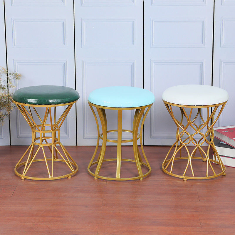 Saleté d'intérieur d'acier inoxydable Ottoman du velours 35cm d'or résistante