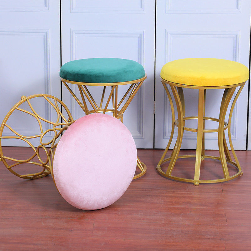 Saleté d'intérieur d'acier inoxydable Ottoman du velours 35cm d'or résistante
